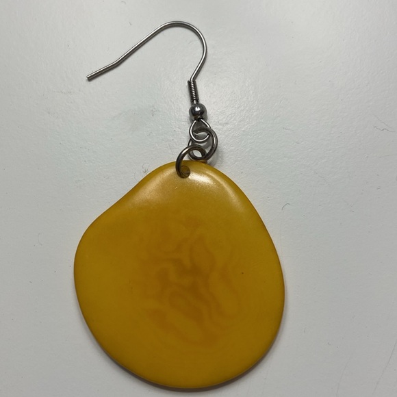 Galapagos Tagua Earrings - Picture 3 of 4